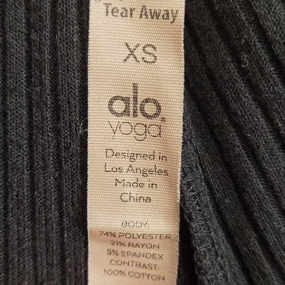 ALO YOGA MUSE SWEATPANT IN BLACK - Picture 10 of 10